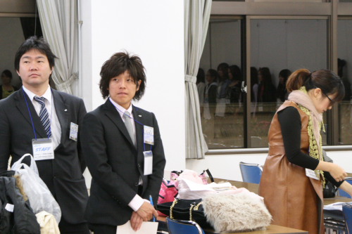 100403坂倉委員長と村手副理事長 坂倉委員長と村手副理事長