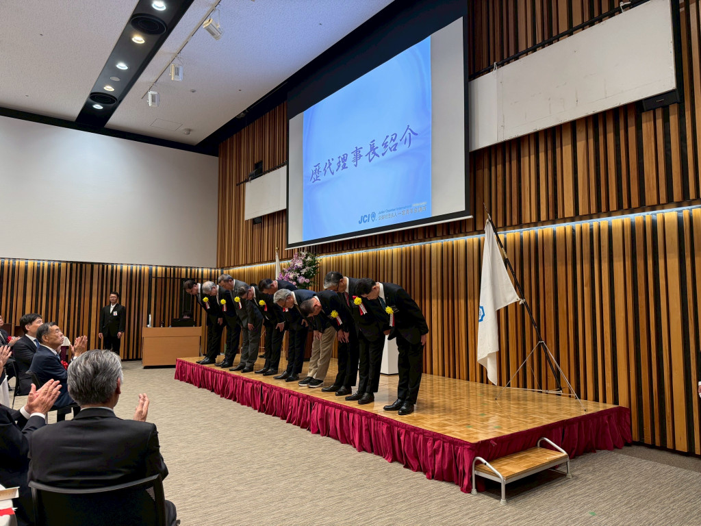 LINE_ALBUM_創立75周年記念式典４月例会_260418_6